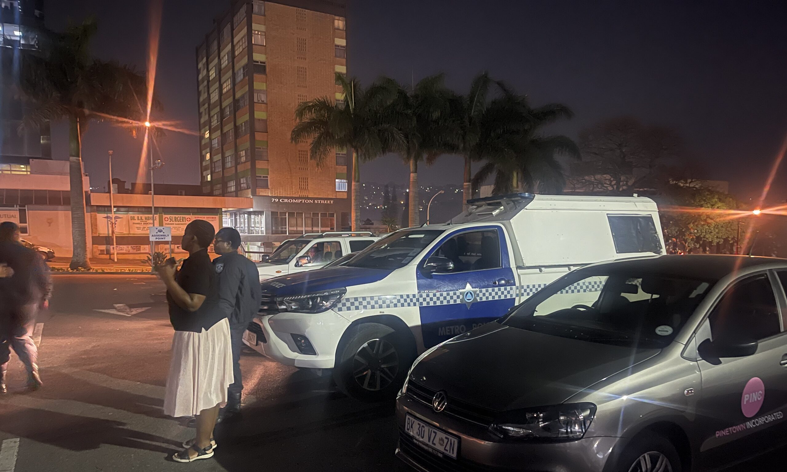 S.M.E.T assessing a pothole in Pinetown